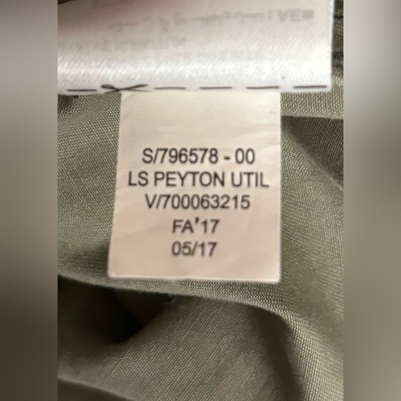 Banana Republic Utility Dillon Leopard Button Down Shacket Camp Outdoor XS 0614 - Picture 6 of 7